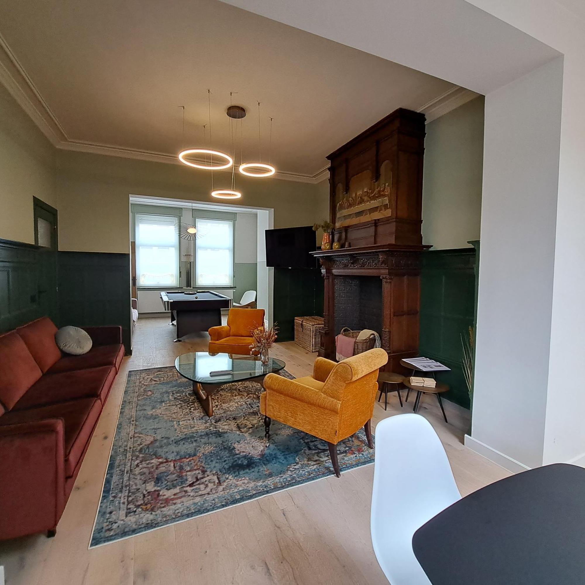 Villa Cezar - Big House At The Center Of Bruges - Free Parking Szoba fotó